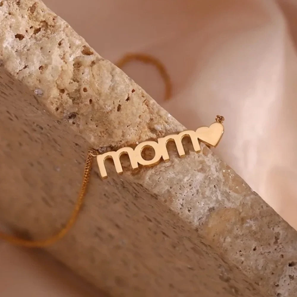 NEW MOM HEART 18K GOLD NECKLACE, NICE NECKLACE, CUTE NECKLACE - Picture 1 of 6